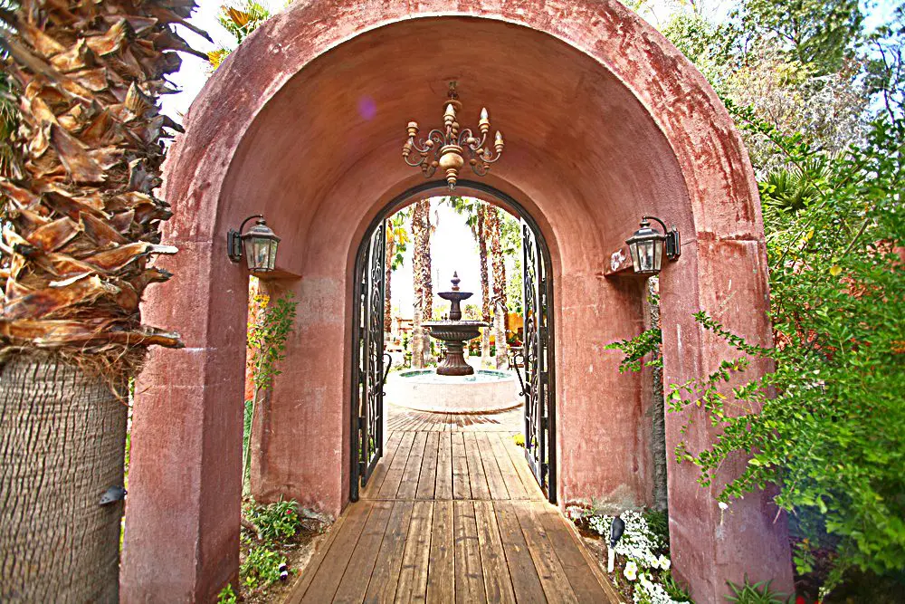 boojum tree fountain at main entrance