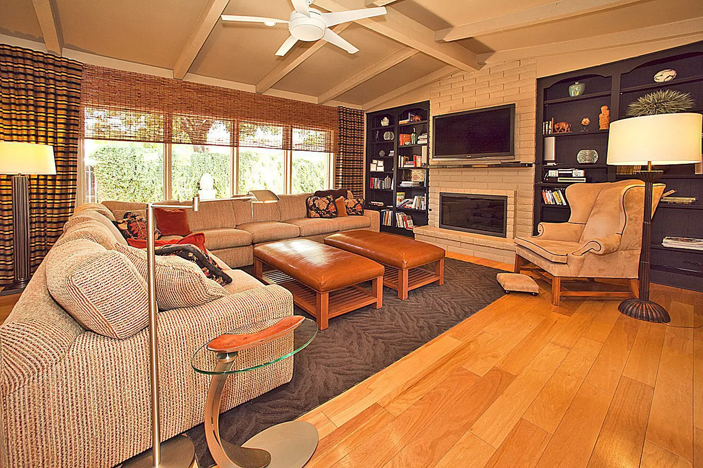 cozy tv room