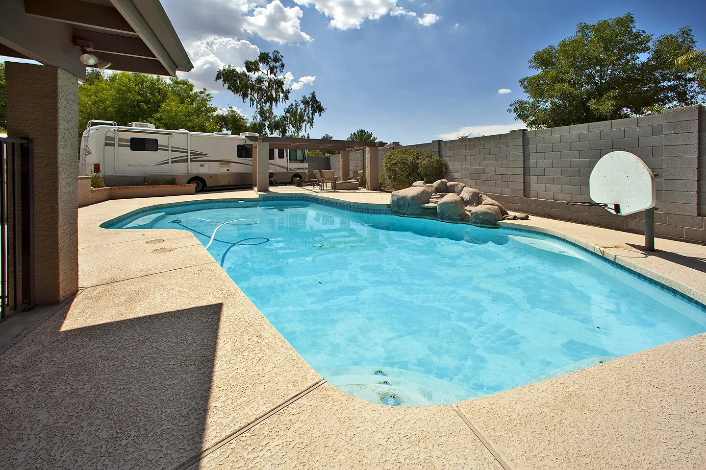pool