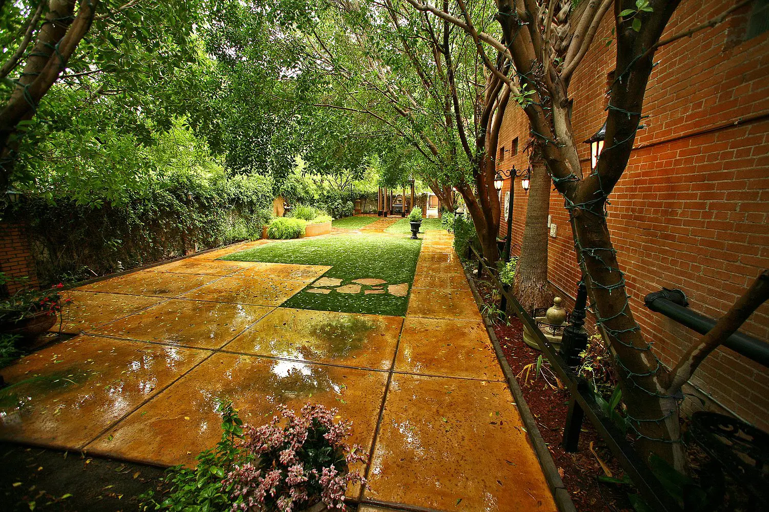 Regency Garden Wedding Venue in Downtown Mesa