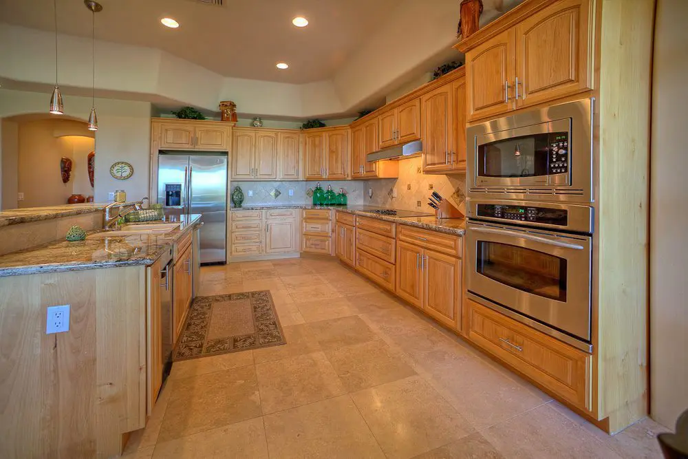 guest house kitchen