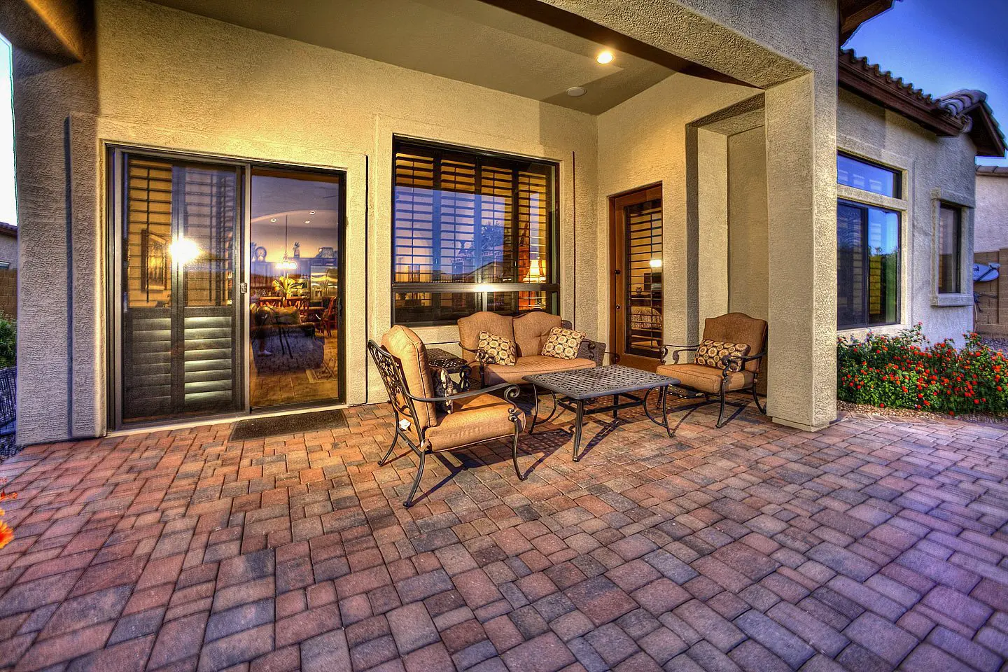 patio at night