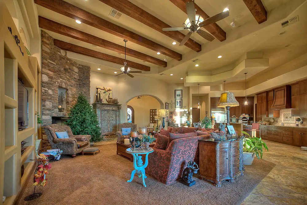 exposed ceiling beams