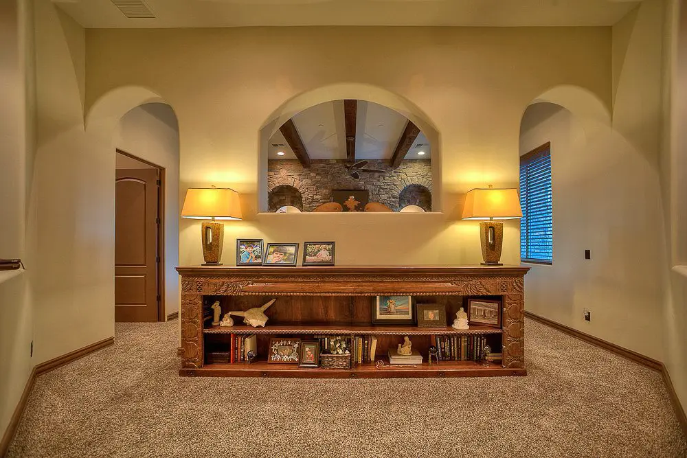 entrance to master bedroom