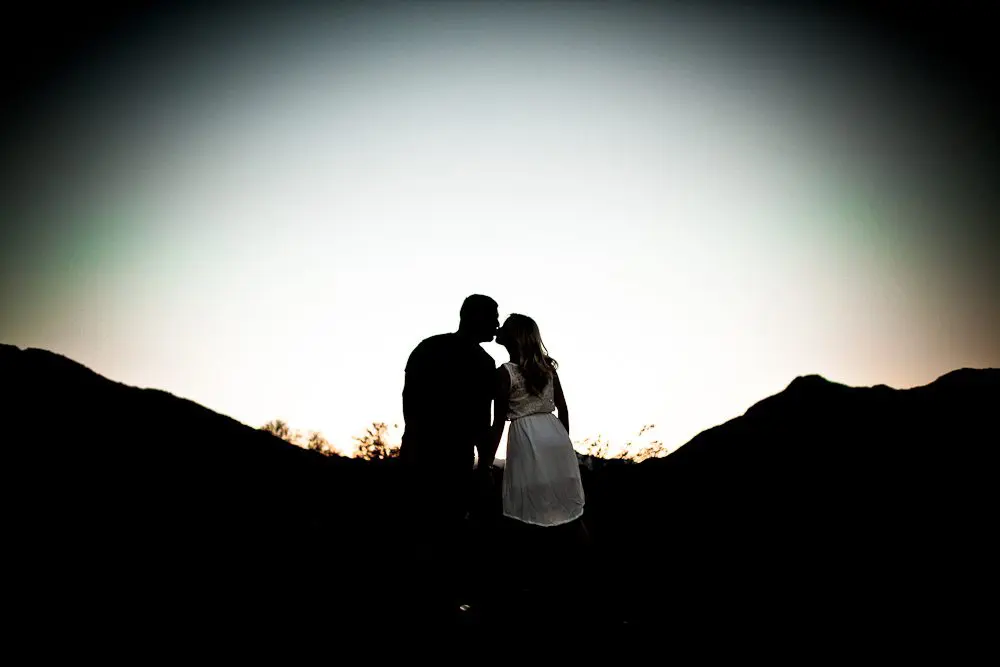 artistic kissing shot