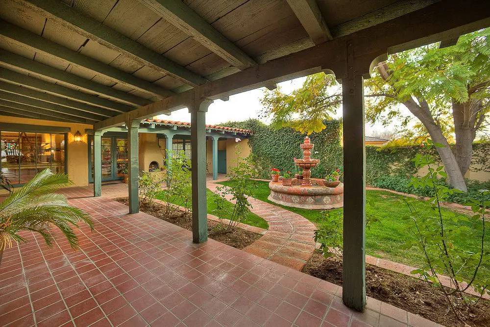 court yard from the front door