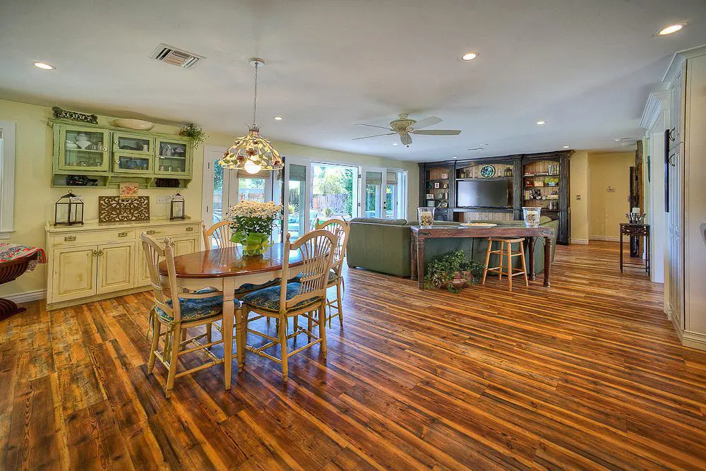 dining area to family room
