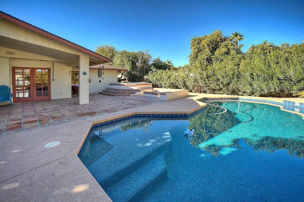 pool