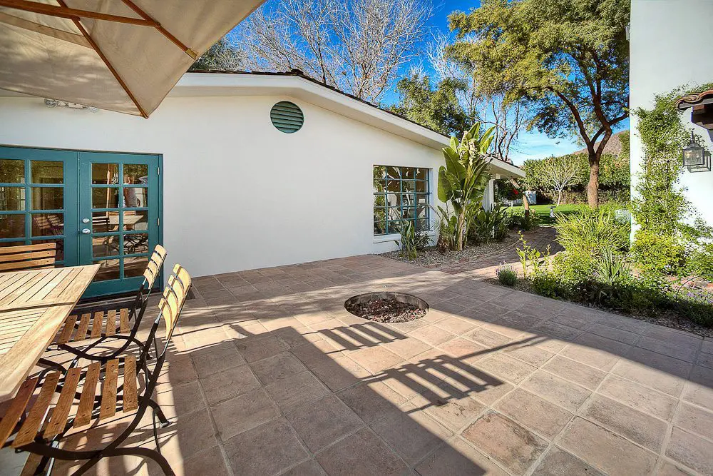 guest house