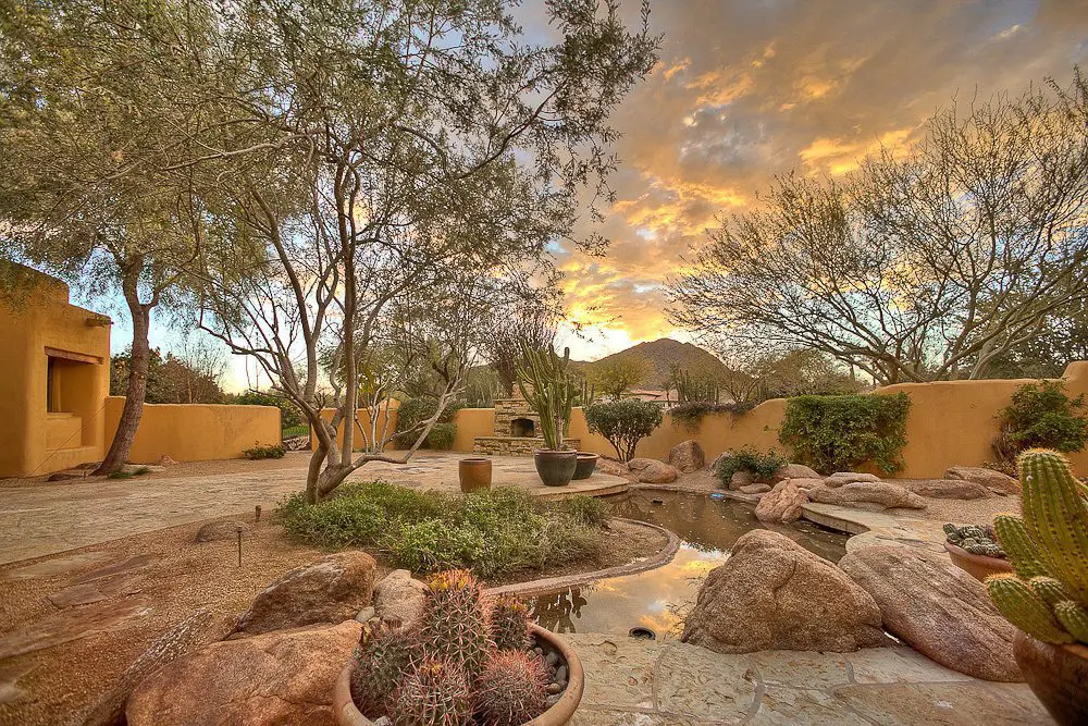 view of camelback mountain from the front courtyard