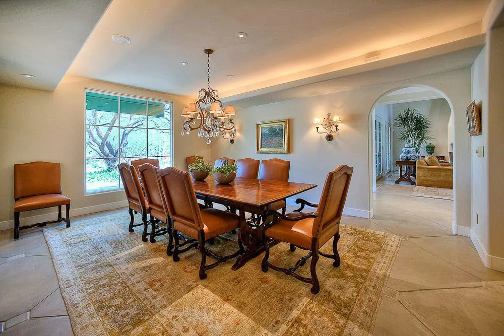 formal dining room
