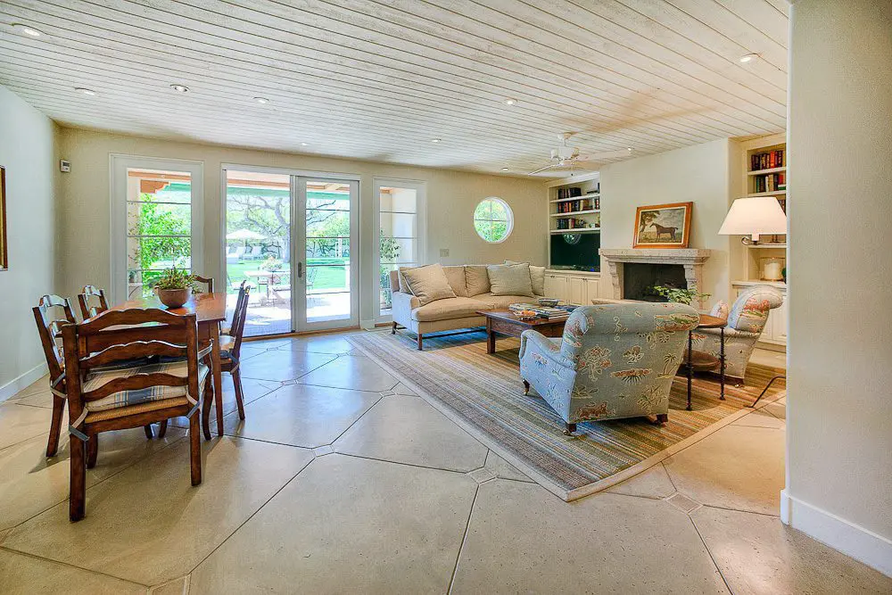 family room