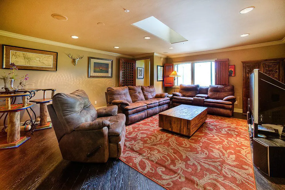 tv room