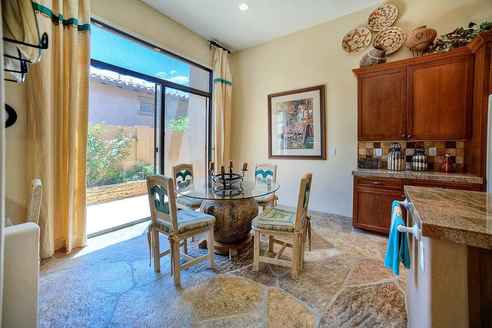 phoenix real estate photography breakfast nook