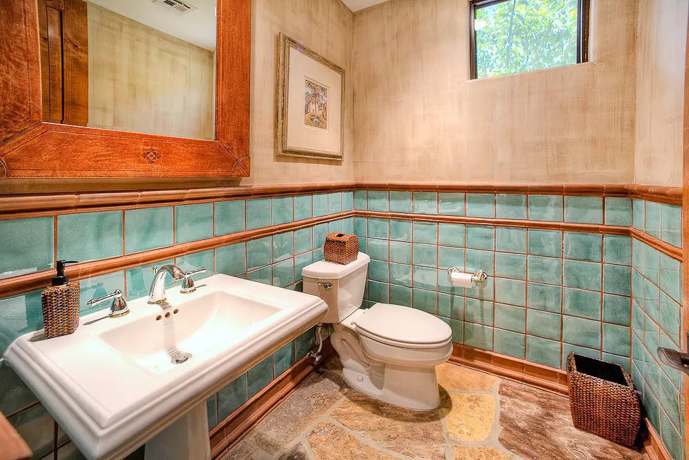 phoenix real estate photography half bath room