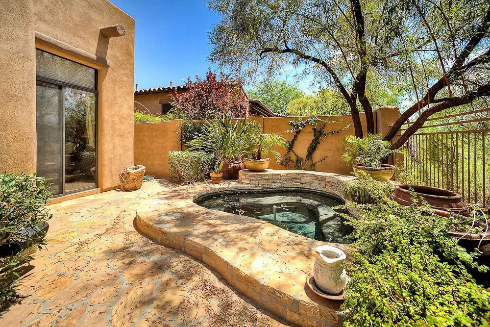 hot tub off of master bedroom