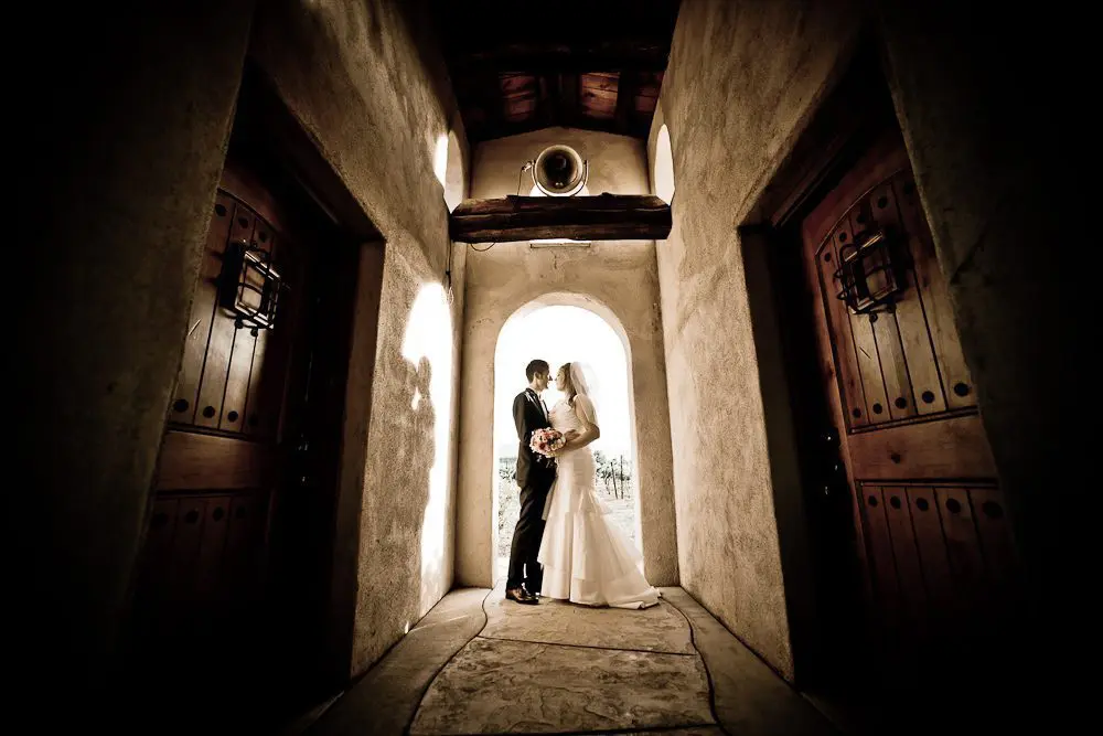 artistic wedding photographers