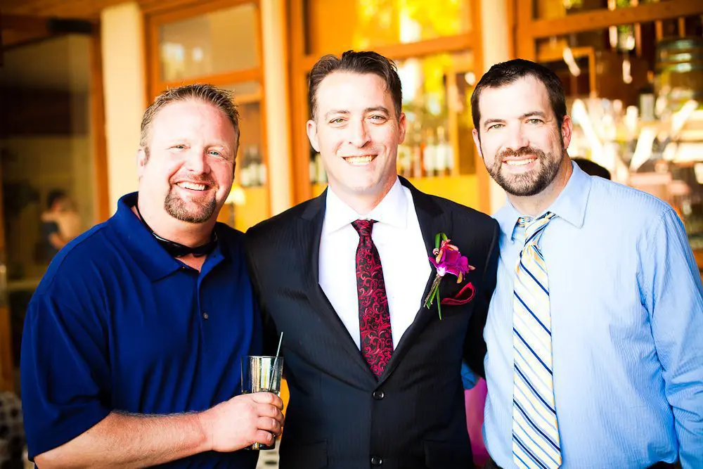 casual portraits at wedding