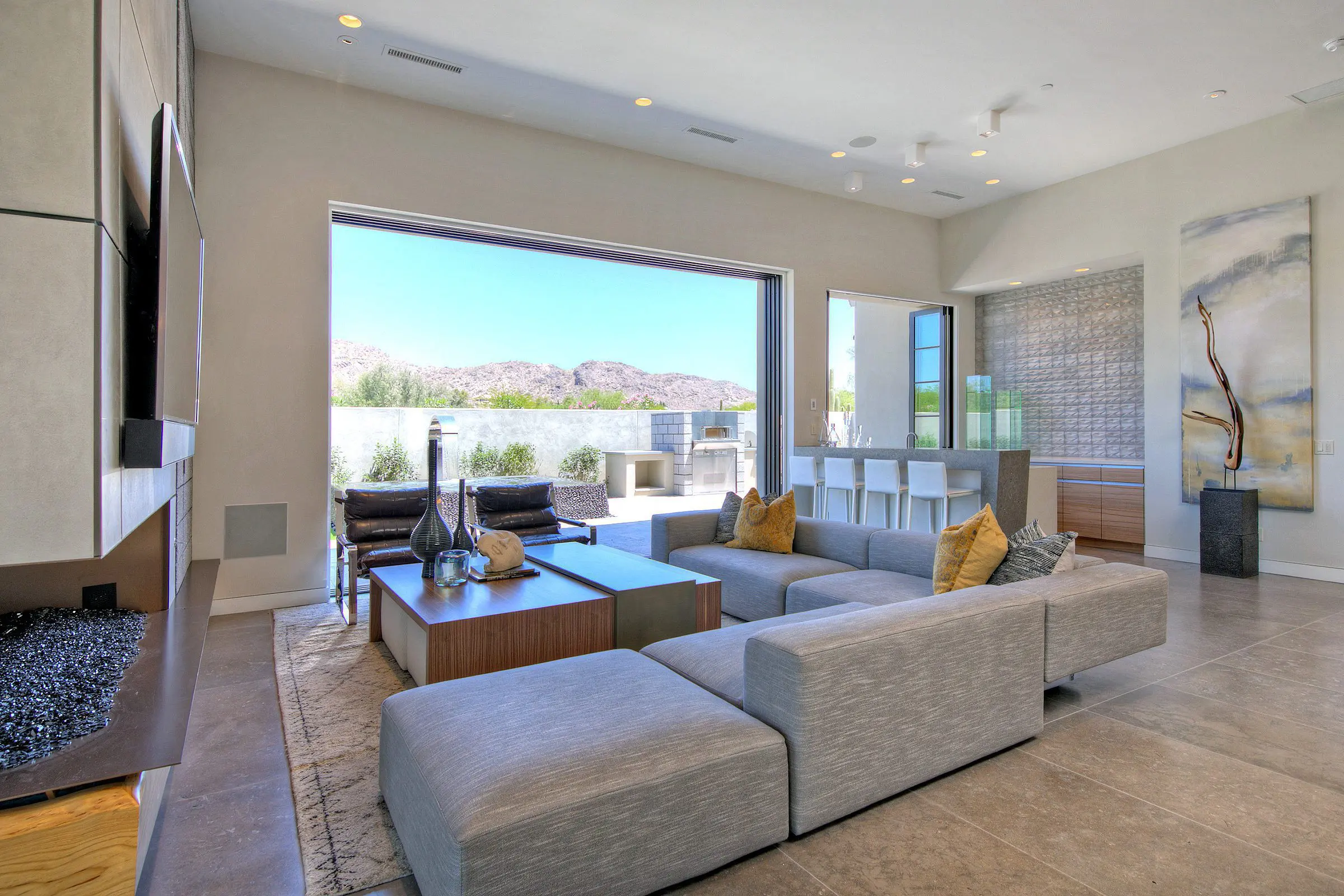 tv family room