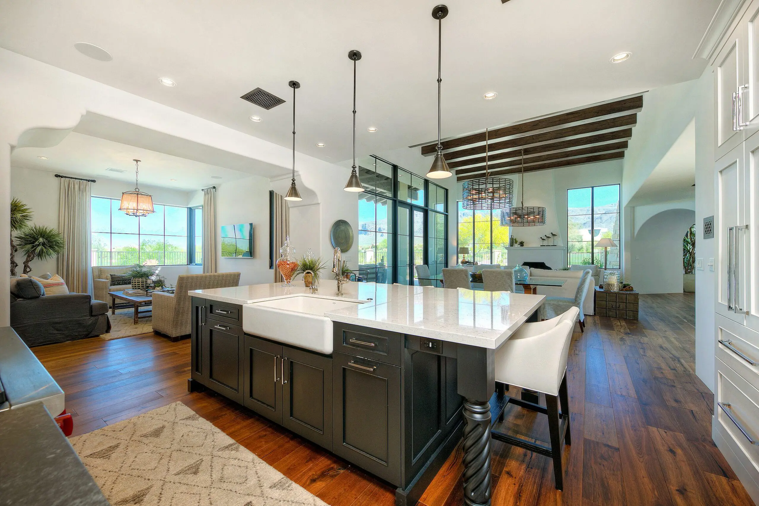 Phoenix & Scottsdale Real Estate Commercial architecture Photographer kitchen towards living room