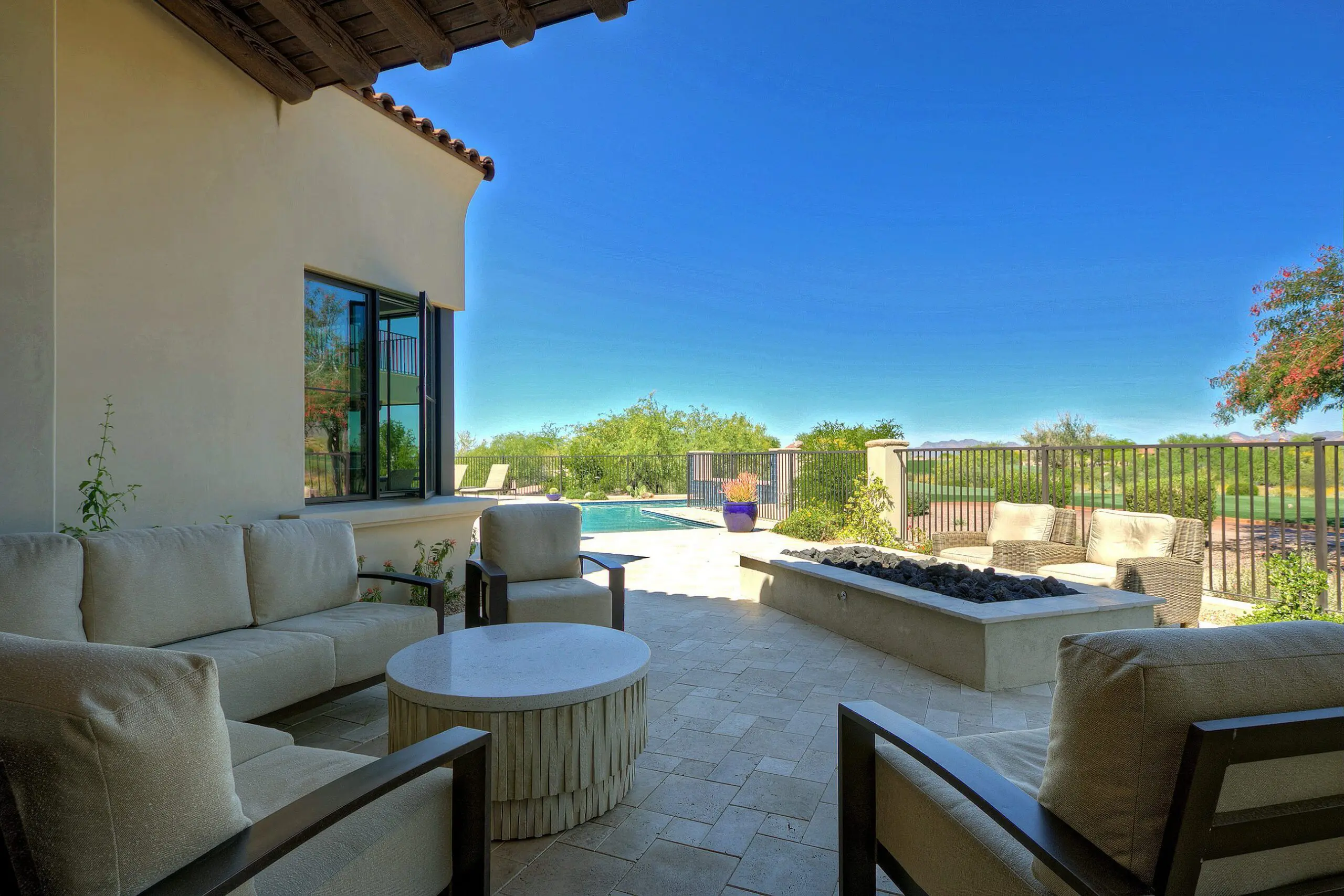 Phoenix & Scottsdale Real Estate Commercial architecture Photographer outdoor patio