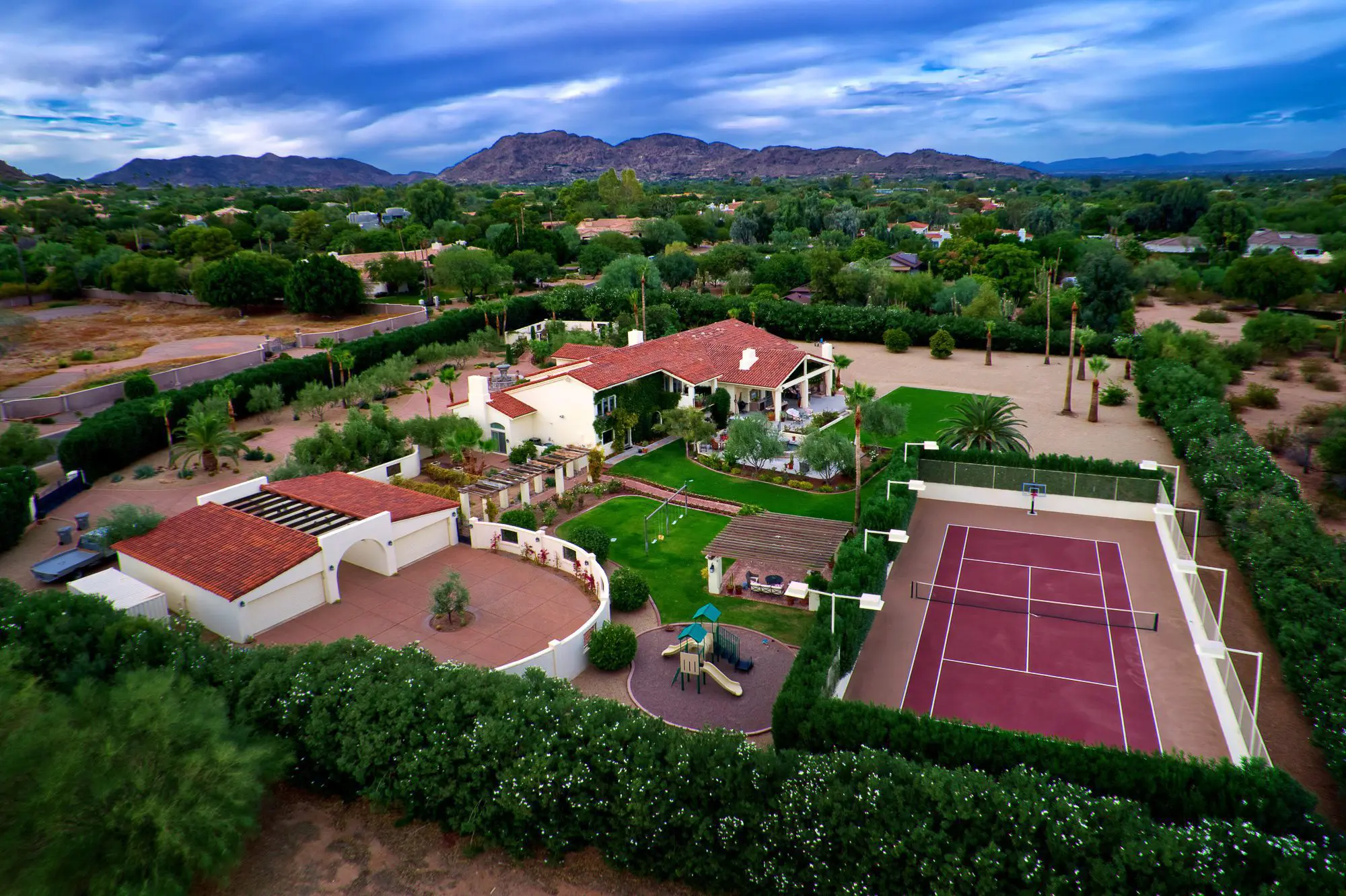 Phoenix & Scottsdale Real Estate Commercial architecture Photographer