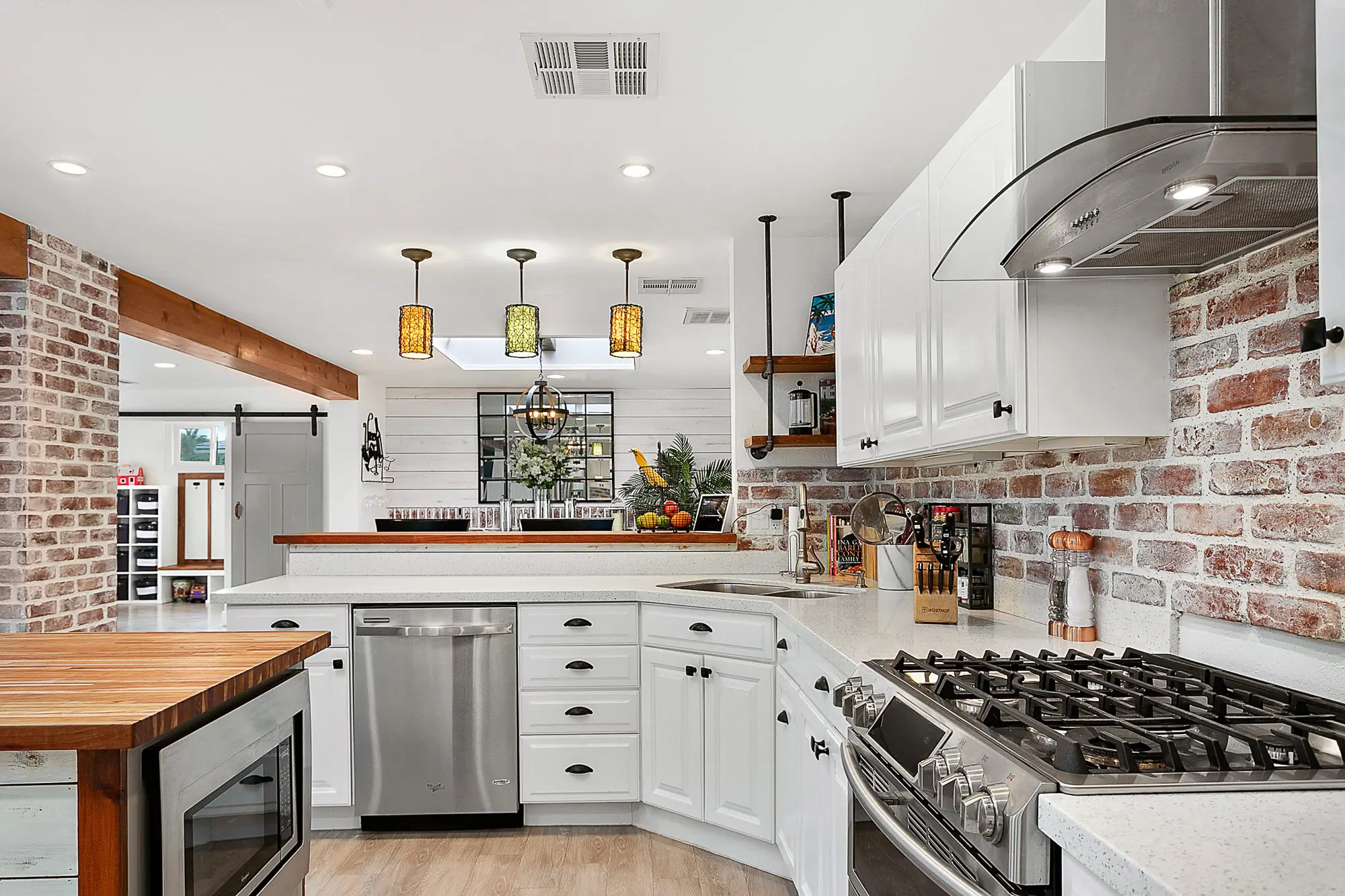 exposed brick kitchen