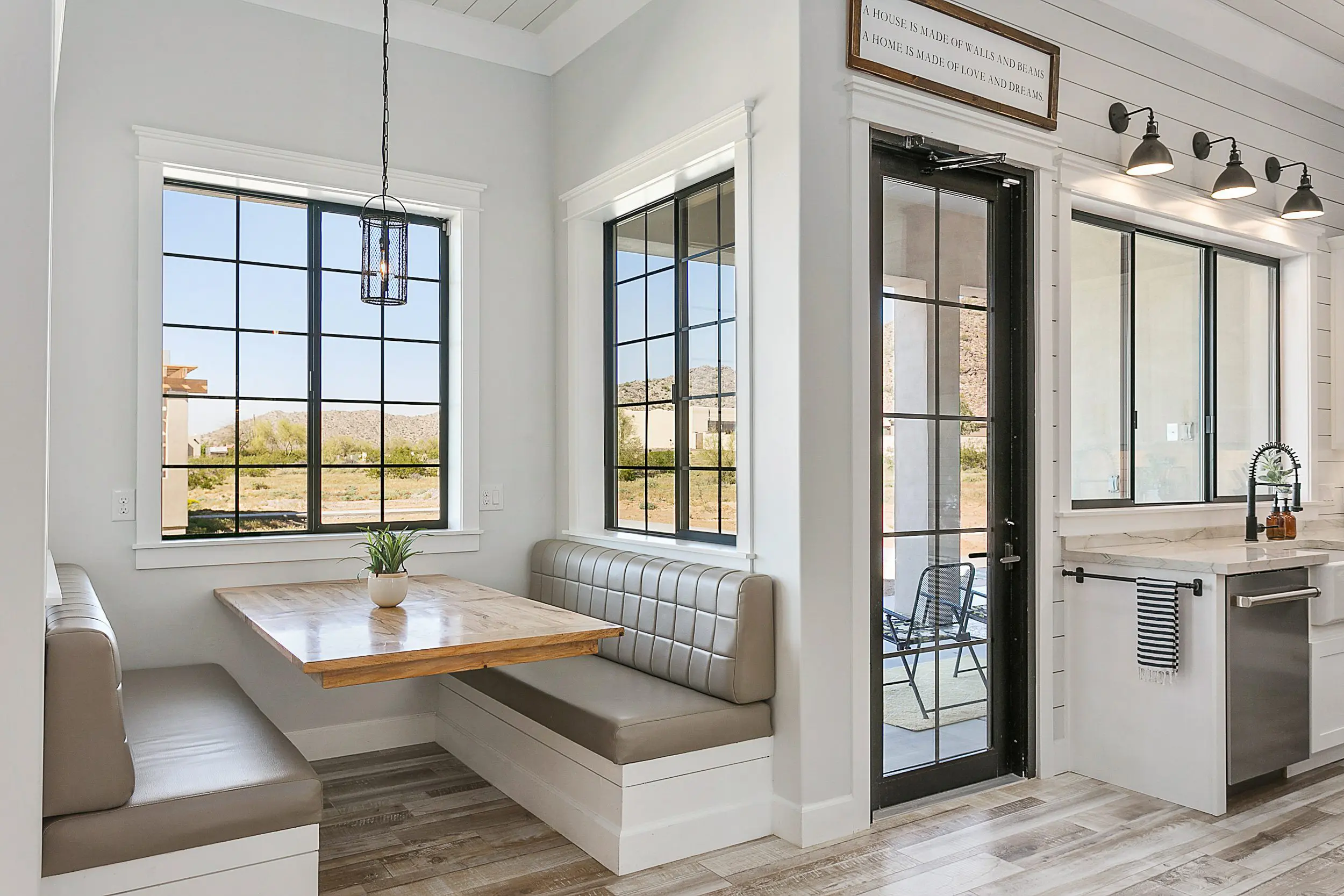 built in sitting area