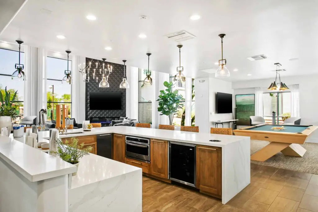 breakfast bar