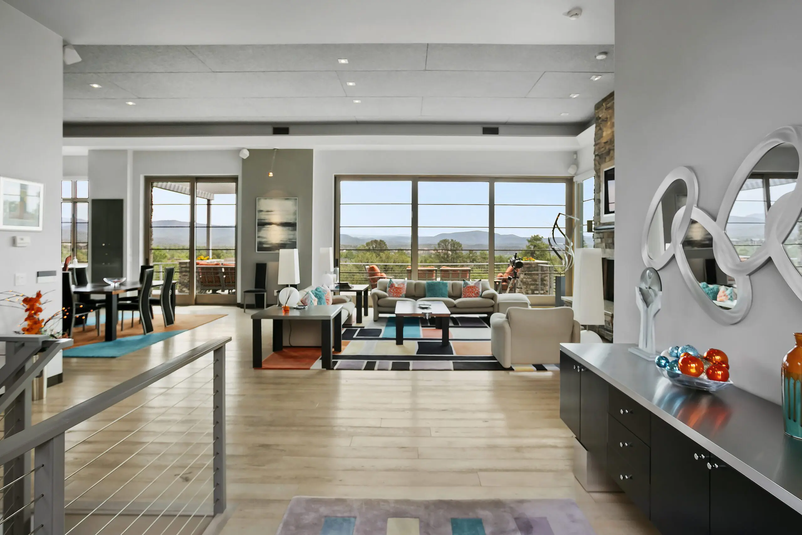 Modern luxury home entry in Chaparral Pines Payson Arizona