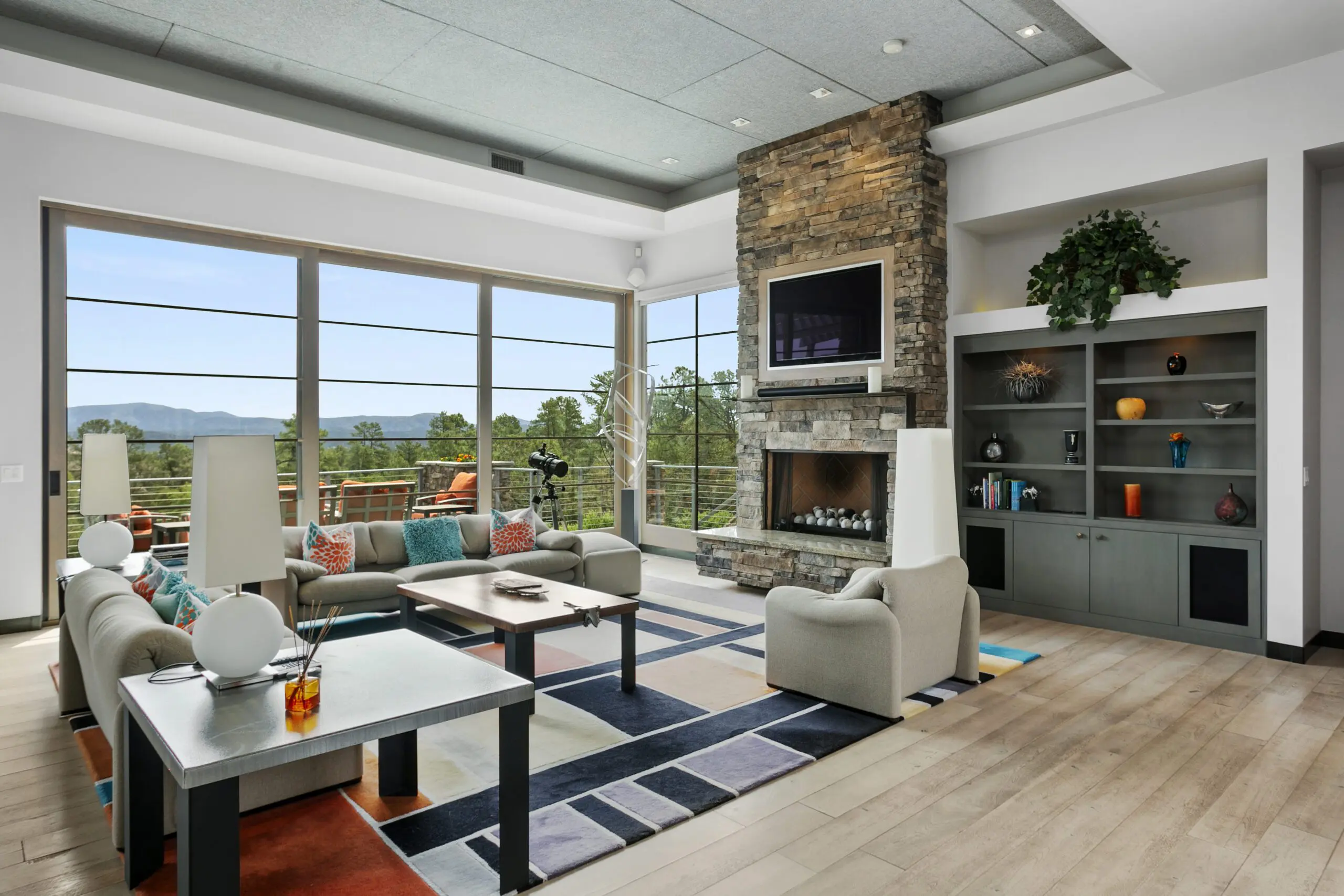 Open concept living room in Chaparral Pines luxury home, Payson Arizona
