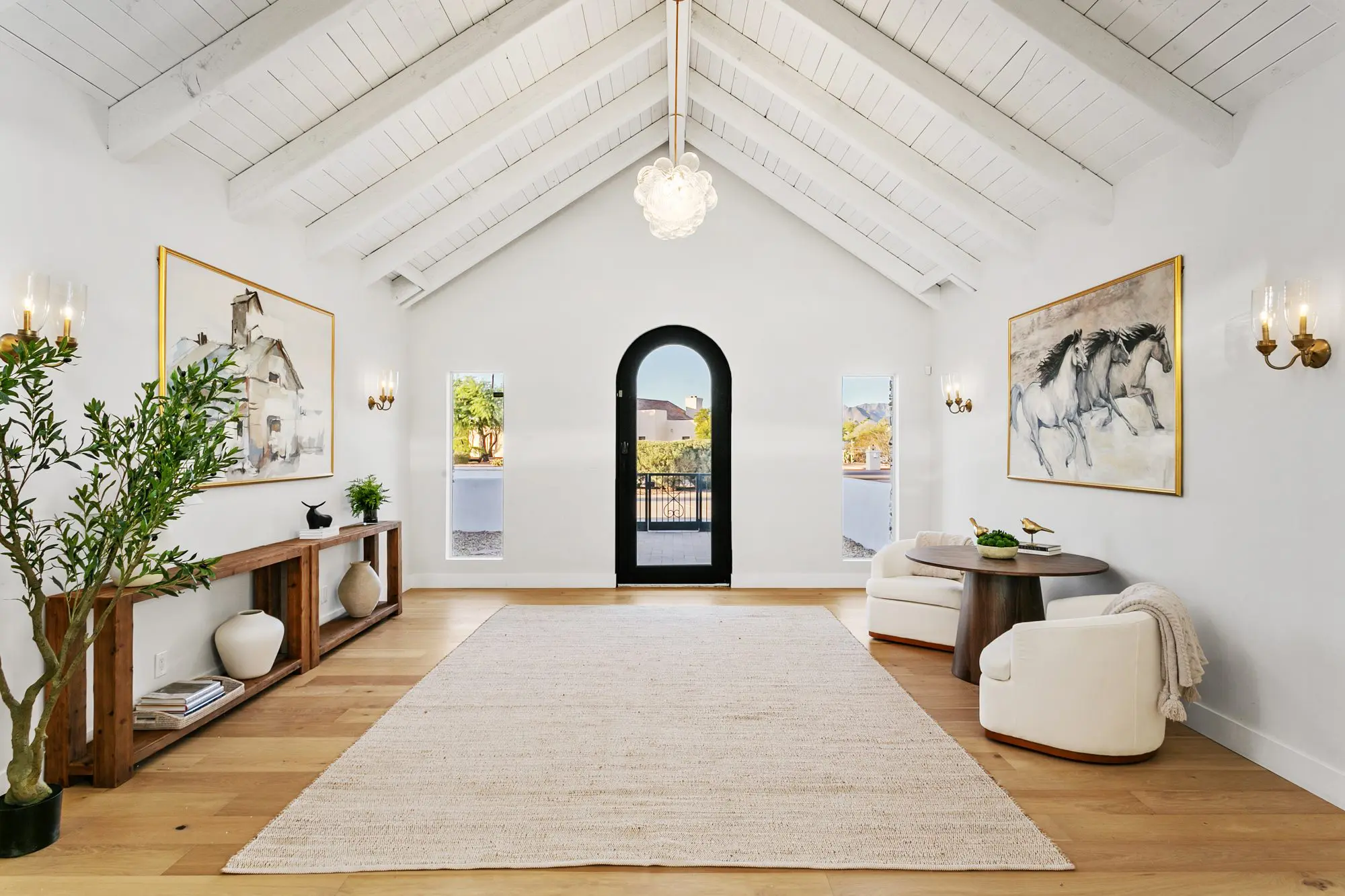 Great room with vaulted white beamed ceiling, Scottsdale real estate photography