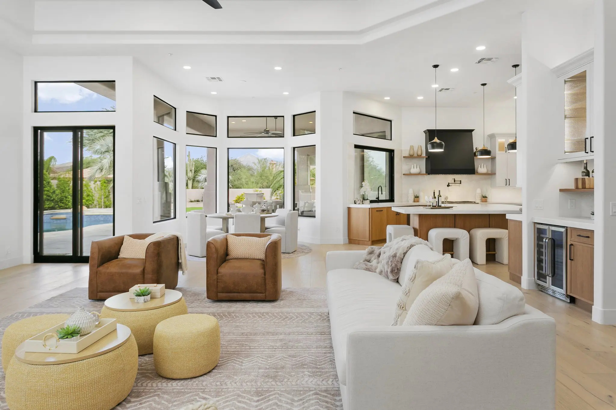 Open family room and kitchen with windows to the backyard, Catavina Scottsdale