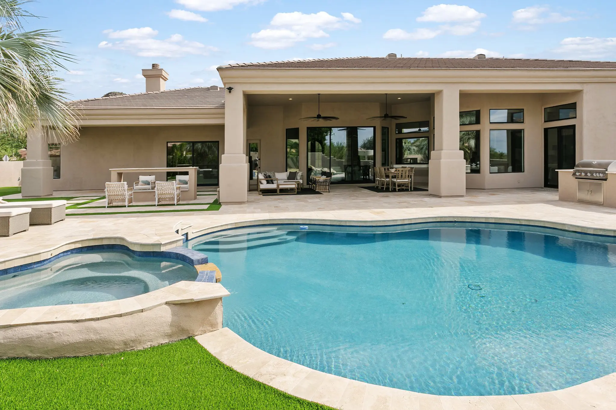 Pool and spa with covered patio, Catavina Scottsdale luxury home