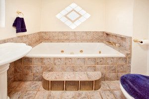 jacuzzi bath tub