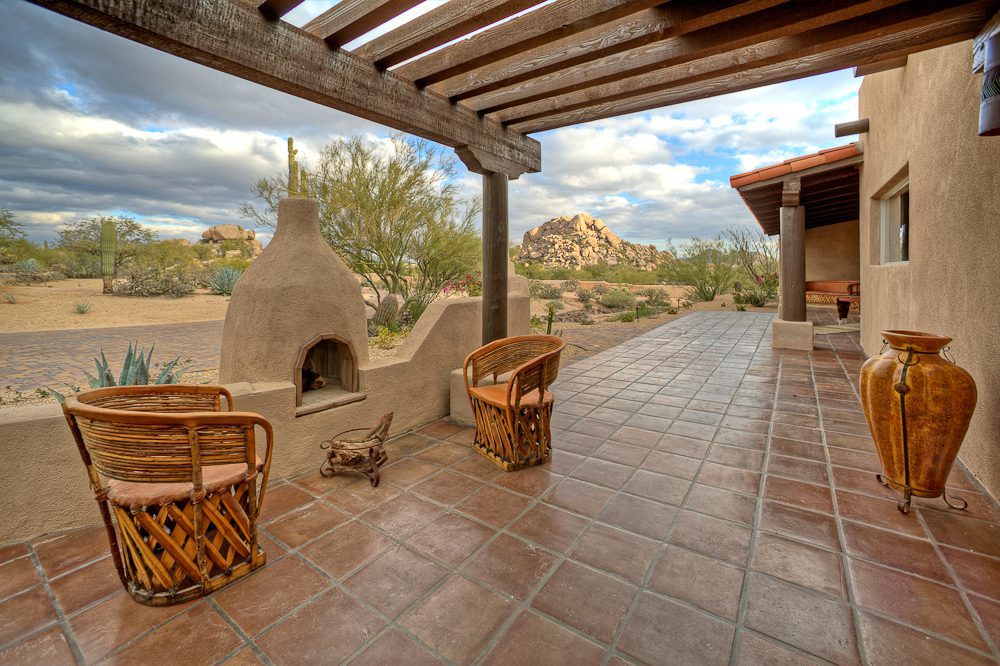 fire pit with views of the boulders