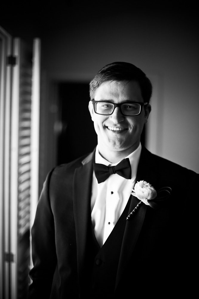 a quick portrait of the groom after getting ready